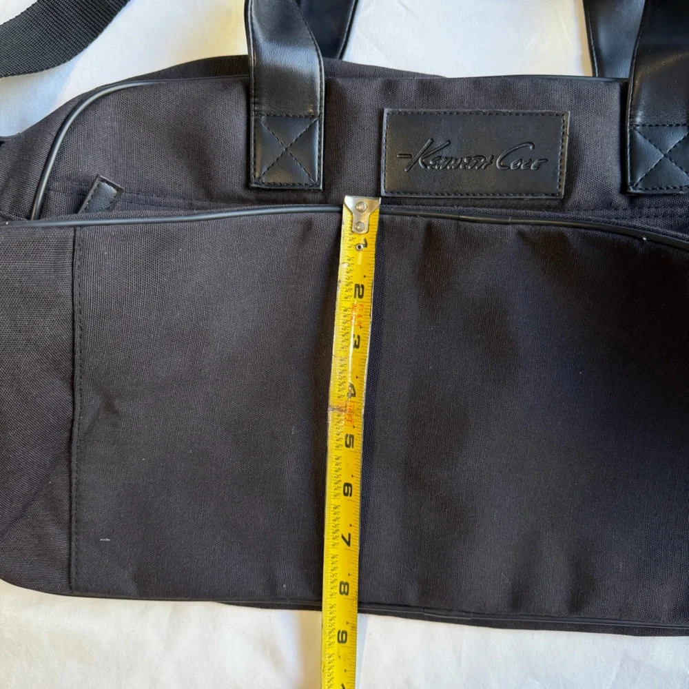 Kenneth Cole Lightweight Black Duffle Bag
